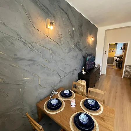 Relax Vibe - Old Town Апартаменты