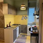 Relax Vibe Old Town Апартаменти *